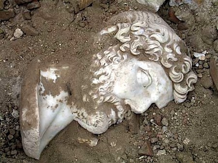 Hoofd van keizer Hadrianus