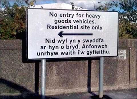 Welsh road sign error